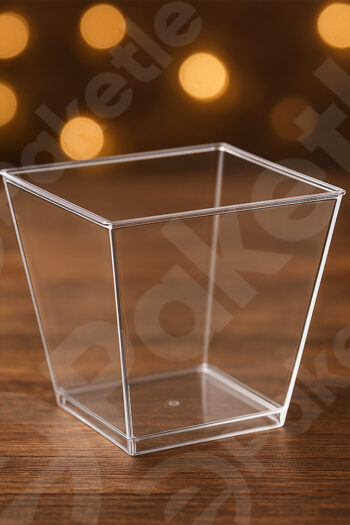 Plastik Prizma Kap – 200 cc – 7×7×6,5 cm – Kare Tabanlı Şeffaf Mika Kase